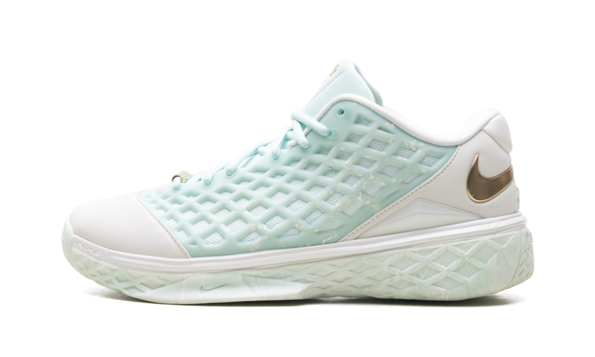 Kobe 3 Low Protro "CHBL" IX2017 100