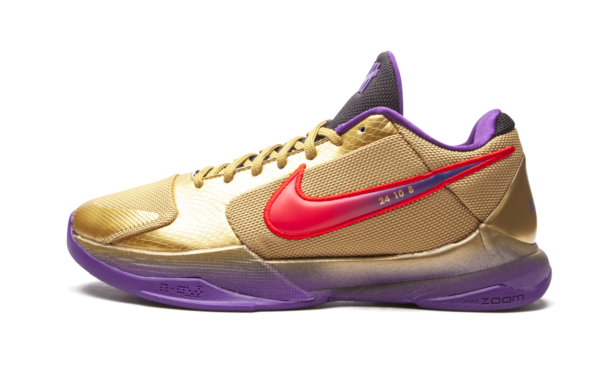 Kobe 5 Protro "Undefeated - Hall of Fame" DA6809 700