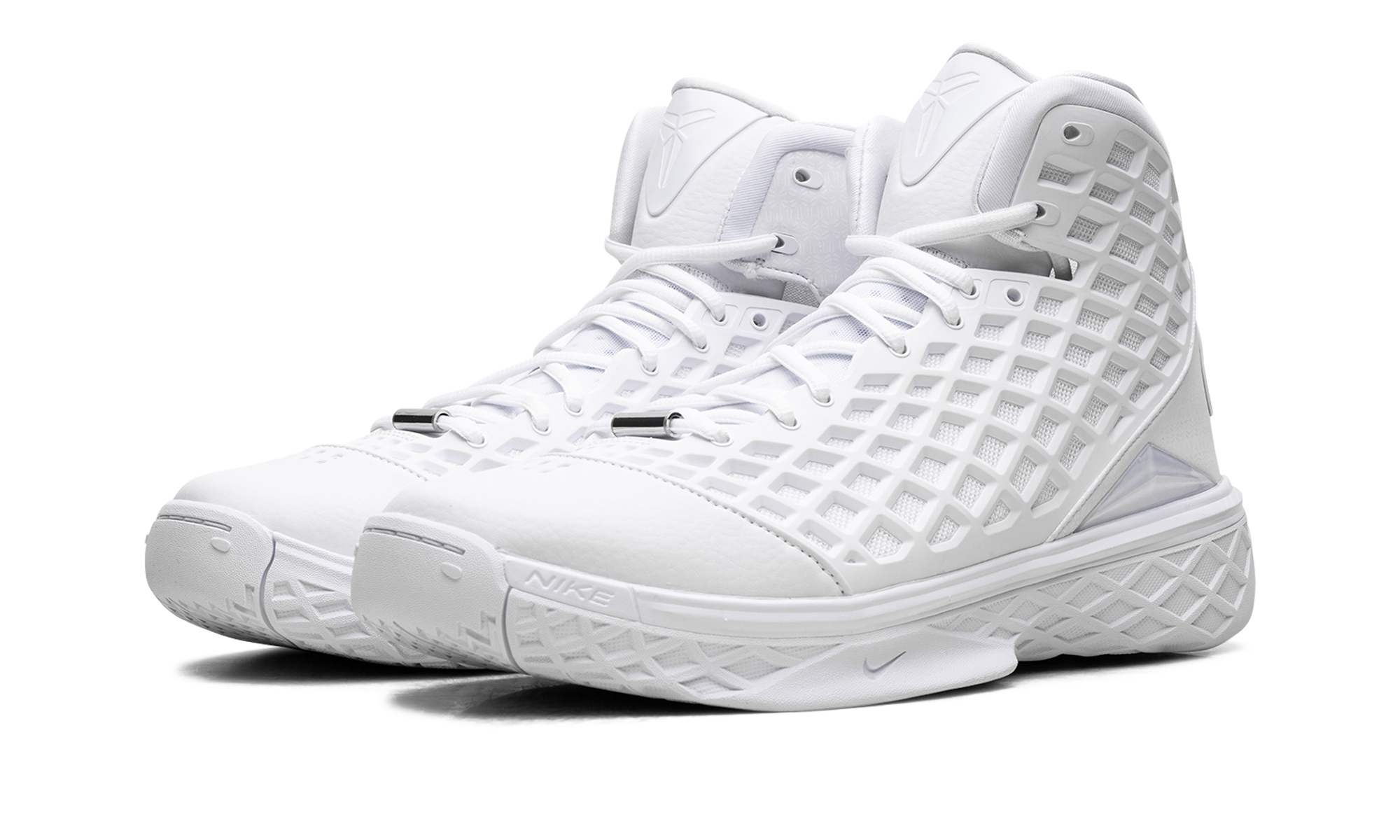 Kobe 3 "Protro Halo" HQ9153 100