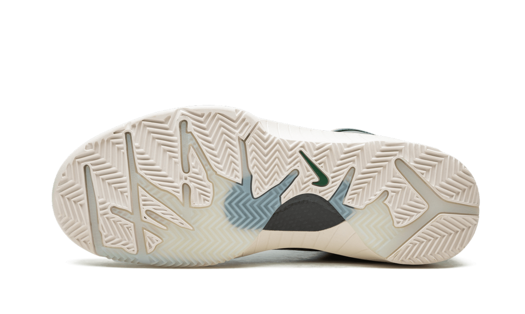 Kobe 4 Protro UNDFTD "Undefeated - Milwaukee Bucks" CQ3869 301