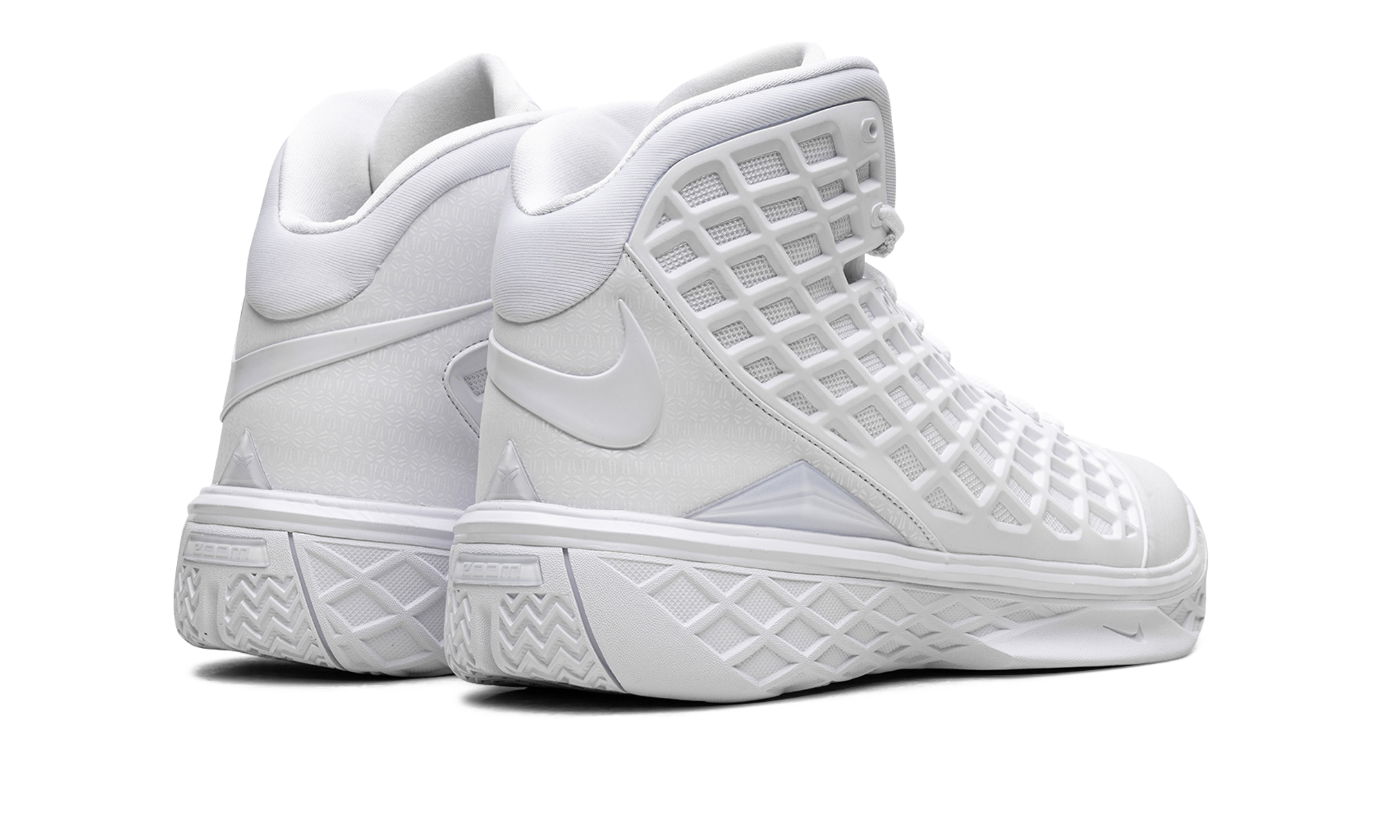 Kobe 3 "Protro Halo" HQ9153 100